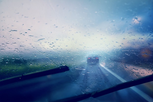 Safety tips for driving in Los Angeles rain